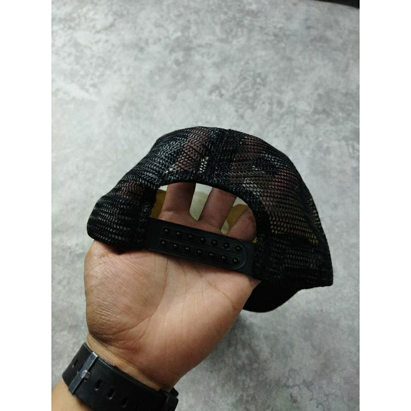 Jual TOPI TRUCKER HAT JARING MOTIF BAND PUNK SNAPBACK BASEBALL KEREN ...