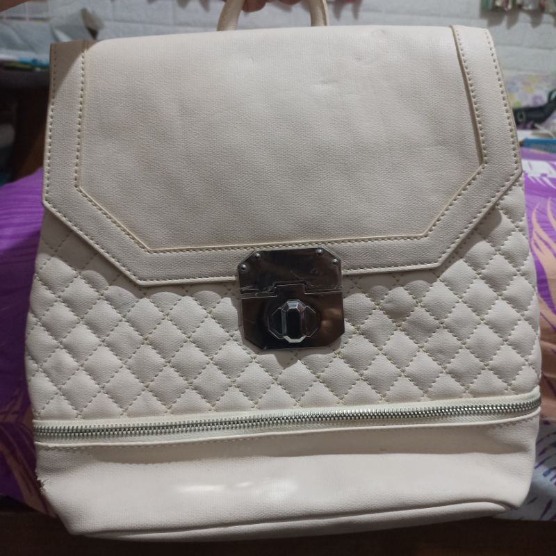 Jual Tas Elizabeth Broken White Ransel _ PRELOVED (Baca Deskripsi ...