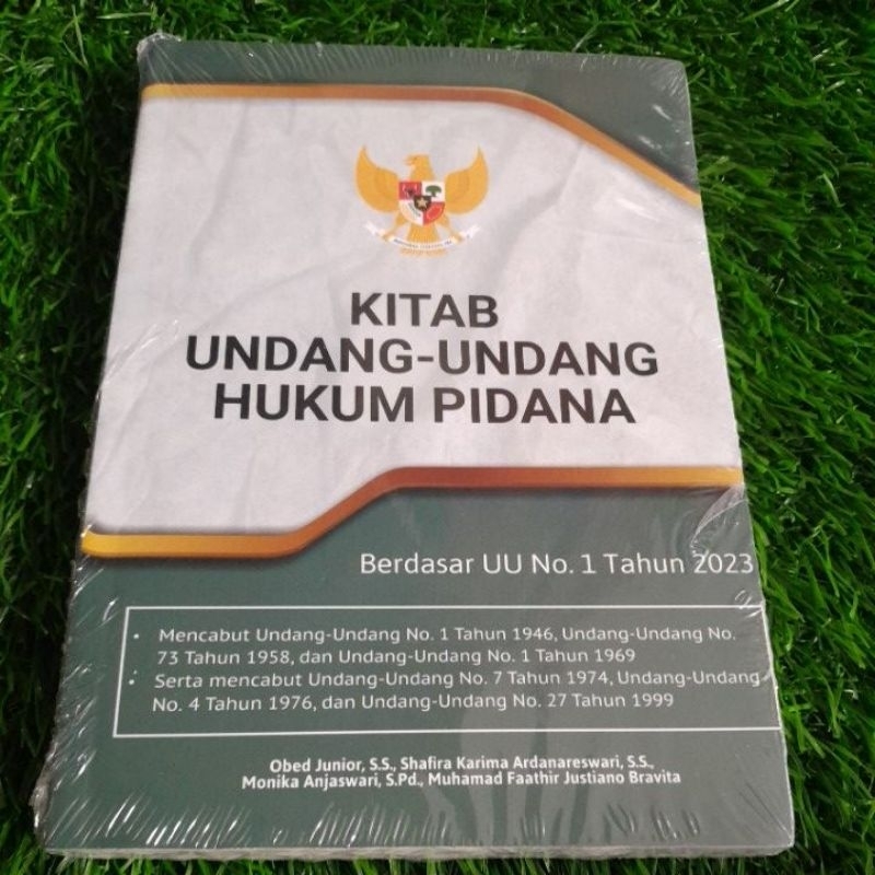 Jual BUKU KITAB UNDANG UNDANG HUKUM PIDANA | Shopee Indonesia