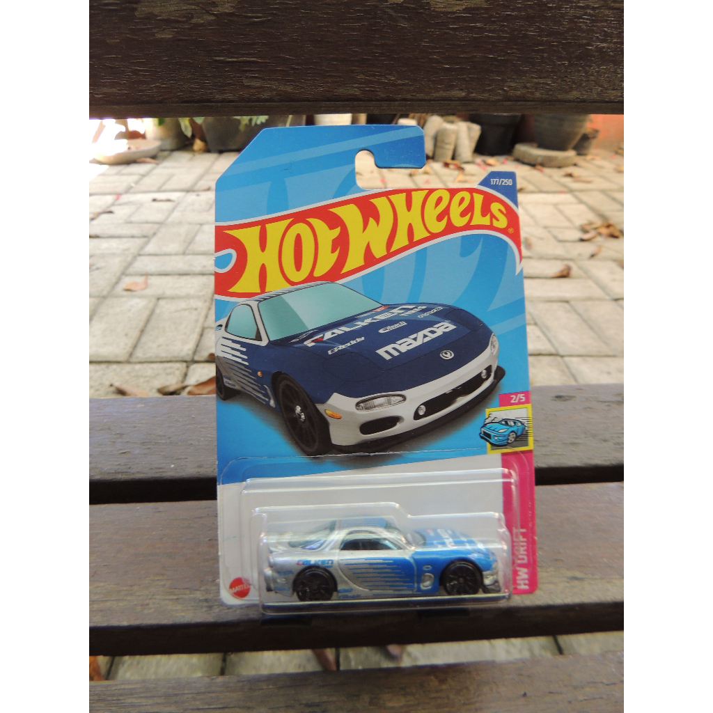 Jual Hotwheels RX-7 Falken | Shopee Indonesia