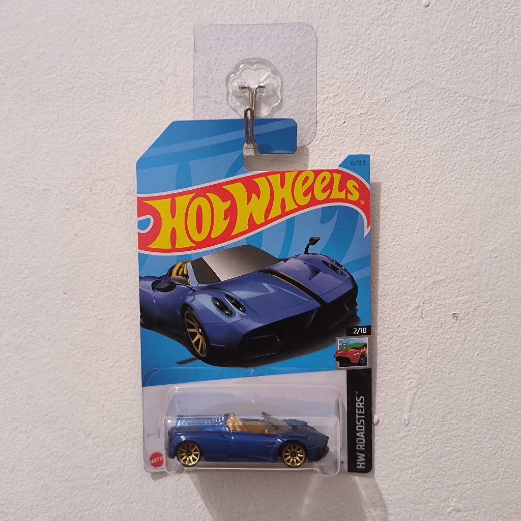 Jual Hotwheels Reguler 17 Pagani Huayra Roadster Biru Shopee Indonesia 2802