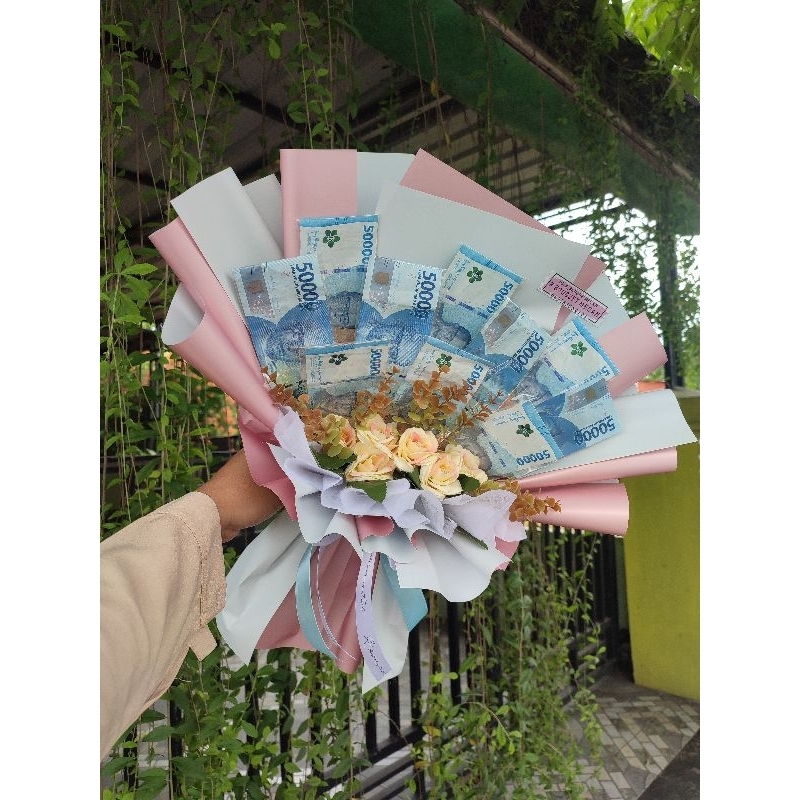 Jual BUKET UANG/BUKET MEDAN/READY MEDAN/MONEY BOUQUET | Shopee Indonesia