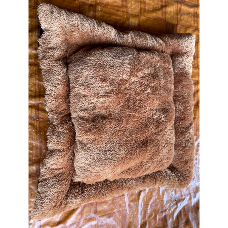 Jual Bantal Duduk Bulu Rasfur Bentuk Meditasi 60x60 | Shopee Indonesia