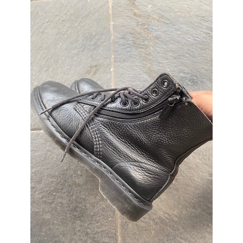Jual Sepatu Docmart Doctor Martens Second | Shopee Indonesia