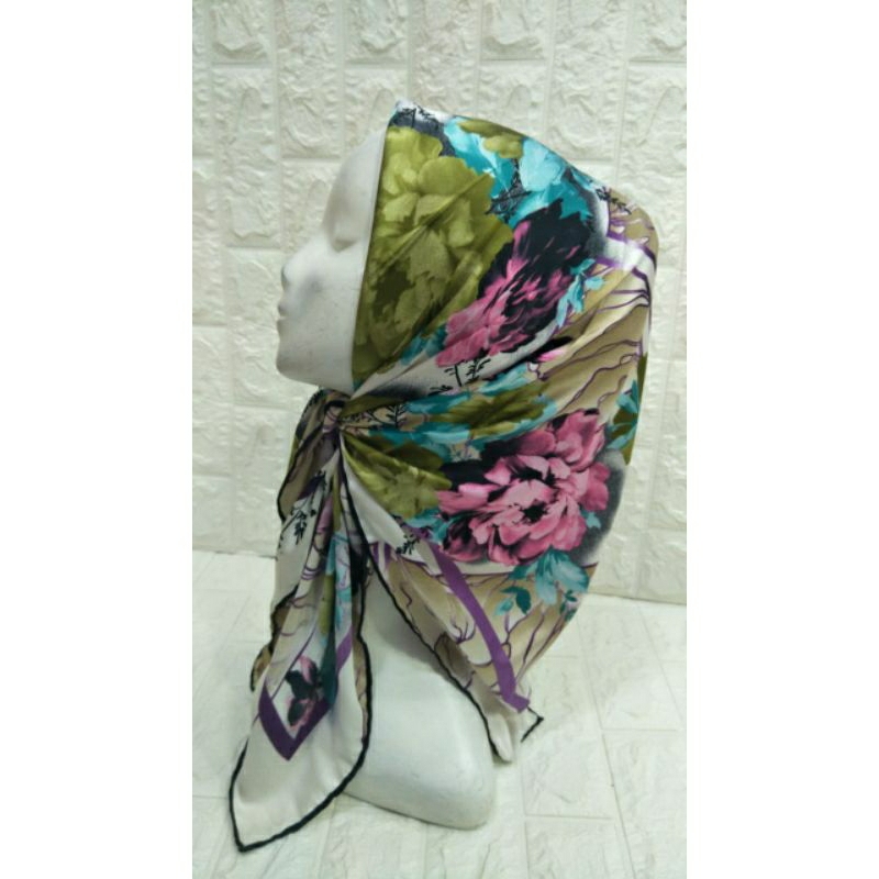 Jual Jilbab Original Turki Ukuran 90 x 90 Mrek Madame Polo