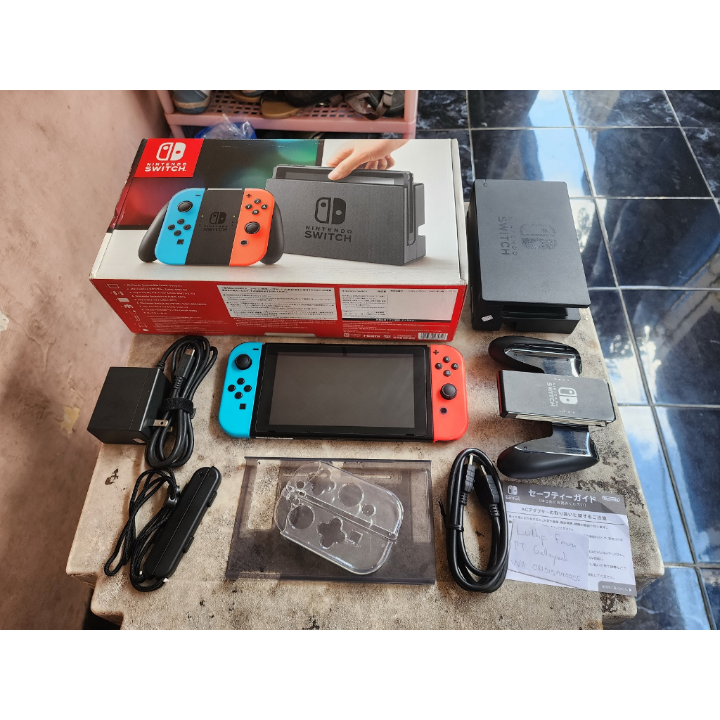 Jual Nintendo Switch v1 CFW Atmos Neon Red Blue Fullset 64GB 01 ...