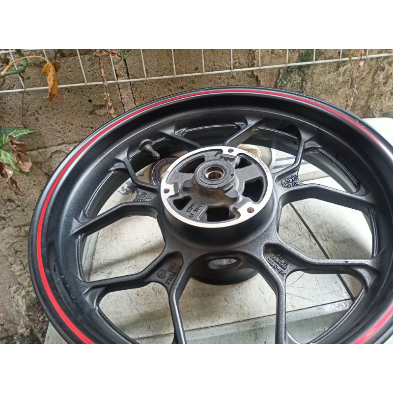 Jual Velg yamaha r25 r 25 mt25 mt 25 pelek racing palang original ori ...