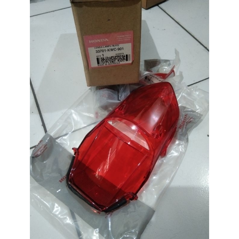 Jual Mika Kaca Lampu Belakang Mika Stop Honda Cs Cs Ori Kwc Q Shopee Indonesia