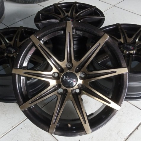 Jual Velg Mobil Bagus Bekas R16 Baut Pcd 5x114 HSr Kccx Cocok Buat ...