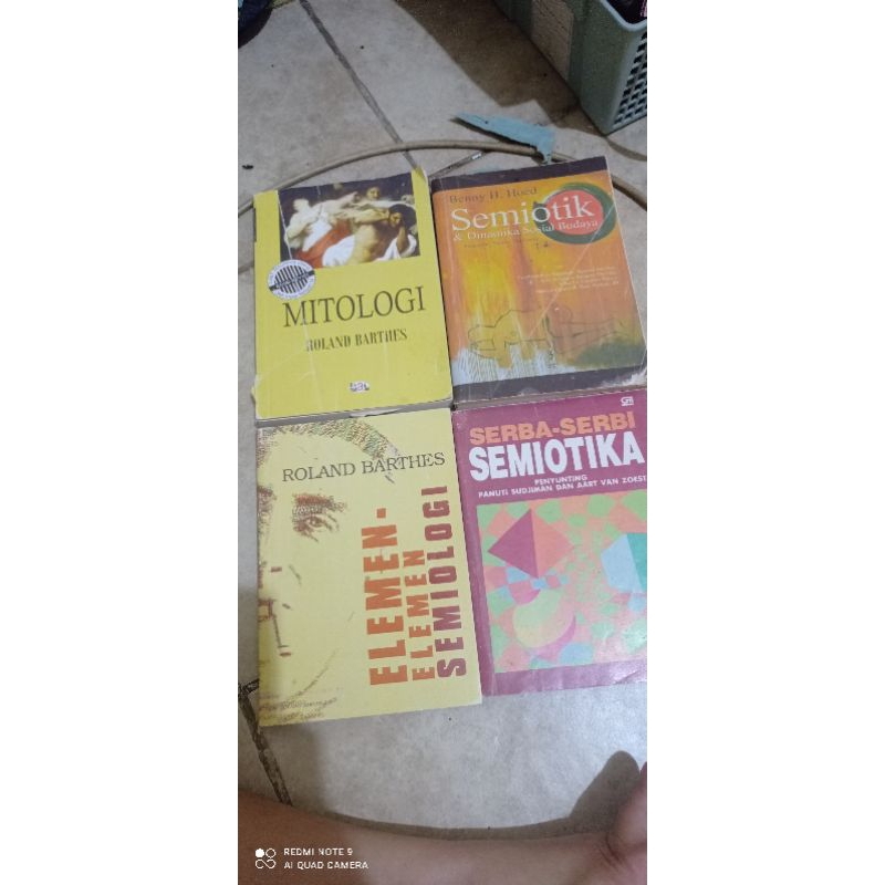 Jual Buku Semiotik| Semiotika Roland Barthes 4in1 | Shopee Indonesia
