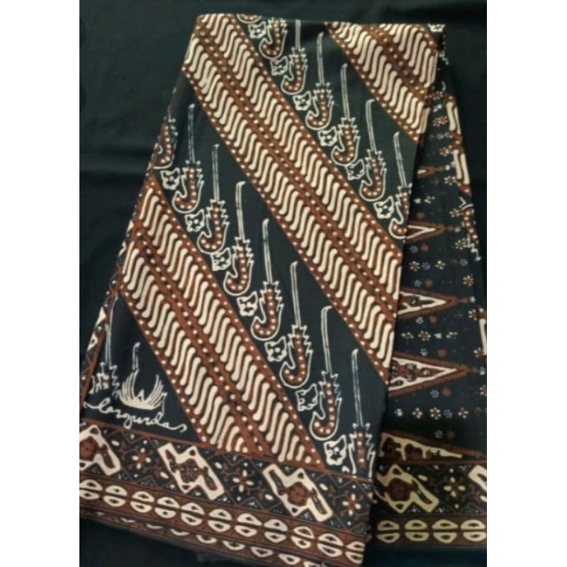 Jual SARUNG LAR GURDA BATIK ORIGINAL PREMIUM | Shopee Indonesia