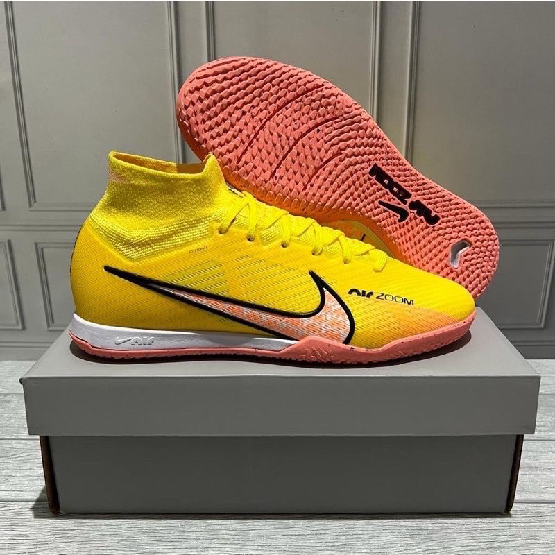 Sepatu futsal outlet nike mercurial superfly