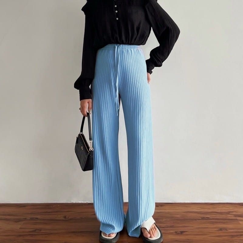 Porno ogli qalin yelkali sumka bilan