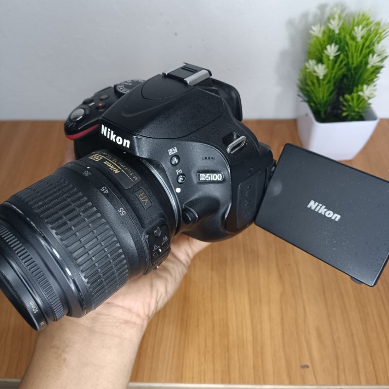 Nikon D5100 レンズセット B046 Nikon D5100 レンズセット B046 Jual