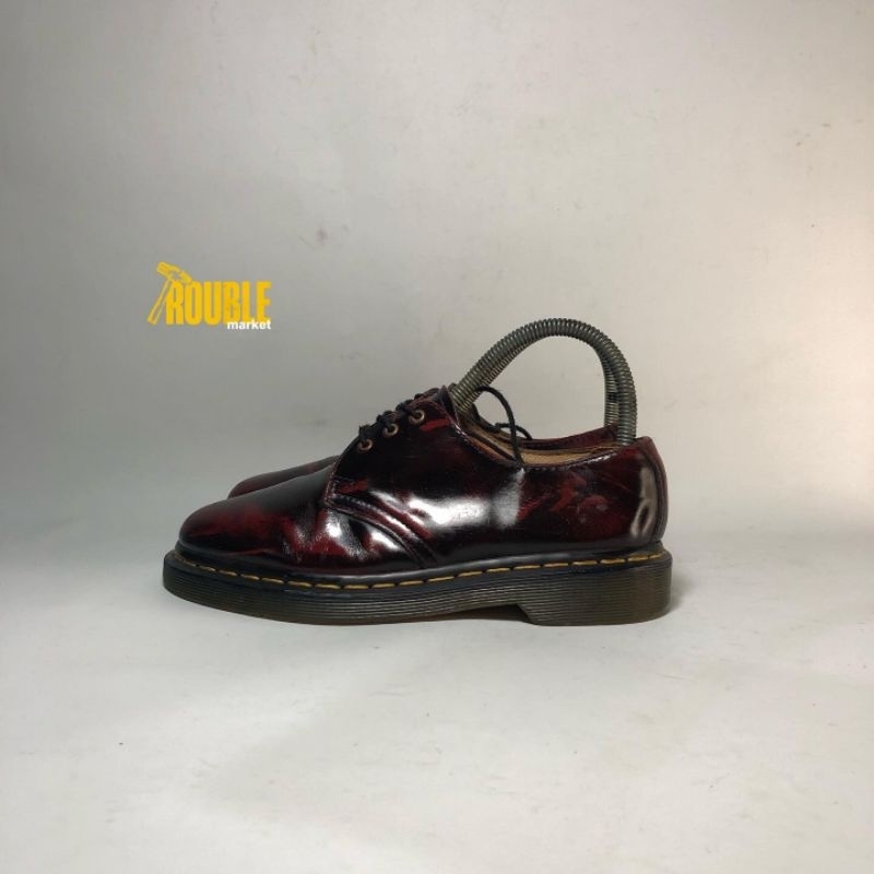 Dr martens cheap 10084