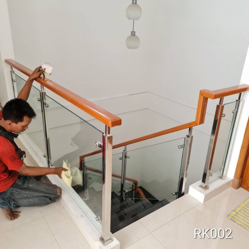 Jual RAILING TANGGA KACA TEMPERED STAINLESS KAYU | Shopee Indonesia