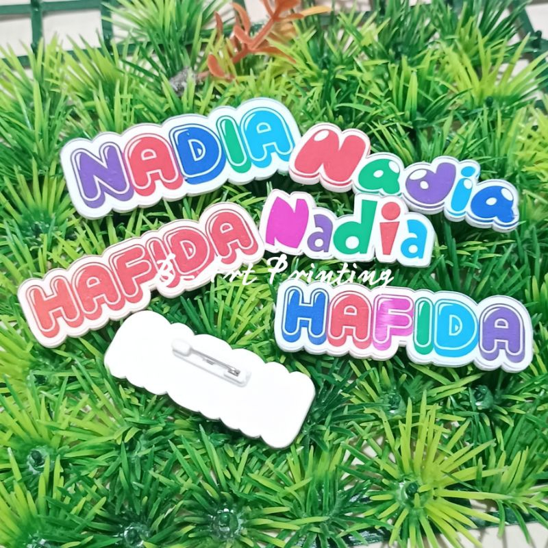 Jual BROS PIN Nama Name Tag Akrilik Papan Nama Warna Warni SD TK SMP MI ...