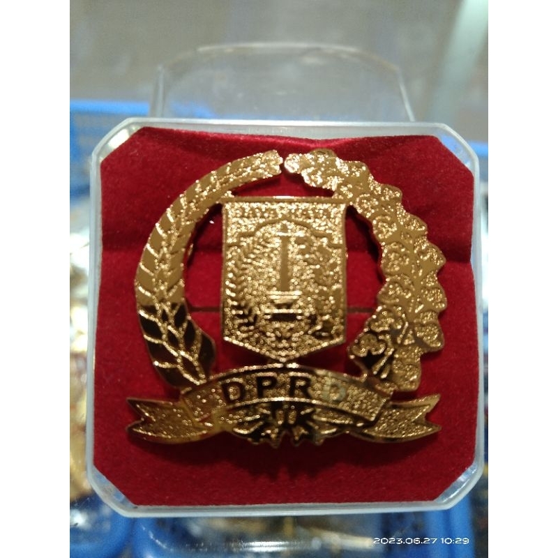 Jual Pin DPRD DKI/Kuningan/sepuh emas/krancang | Shopee Indonesia