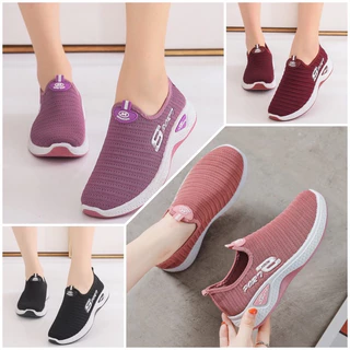 SLIP ON TP TALI BANYAK WARNA REALPICT INSTANT COD READY 36-40 INSTANT TERCEPAT Free Ongkir Medan Termurah TAPAK KARET KUAT BAHAN BAGUS Sepatu Sneakers Wanita Import Polos Sepatu Tanpa Tali Wanita Sepatu Slip On Sport Alas Karet Lentur
