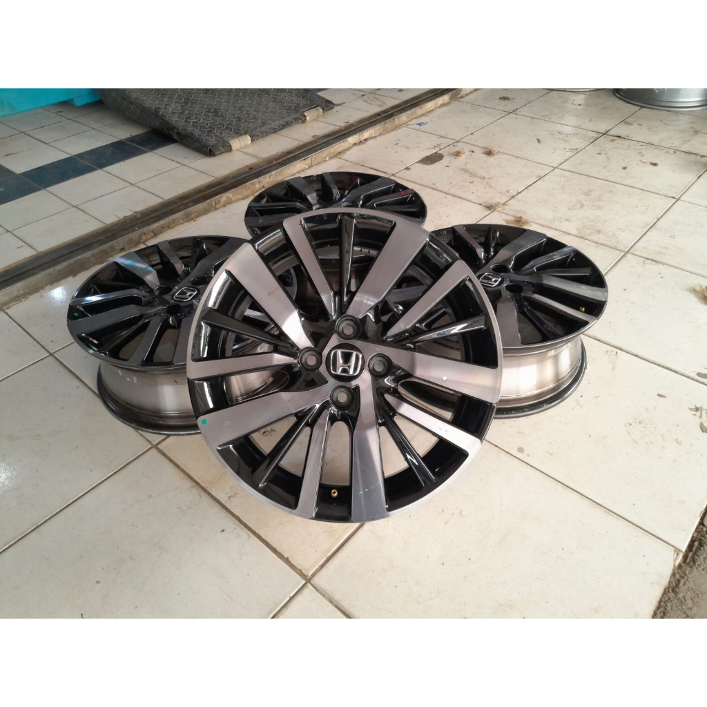 Jual Velg Pelek Mobil Asli Original Honda City Hatchback Rs Ring Baut X Pnp Sigra Calya