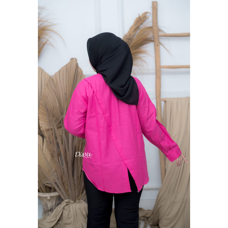 Kemeja Wanita Oversize Nelka Shirt foto 2