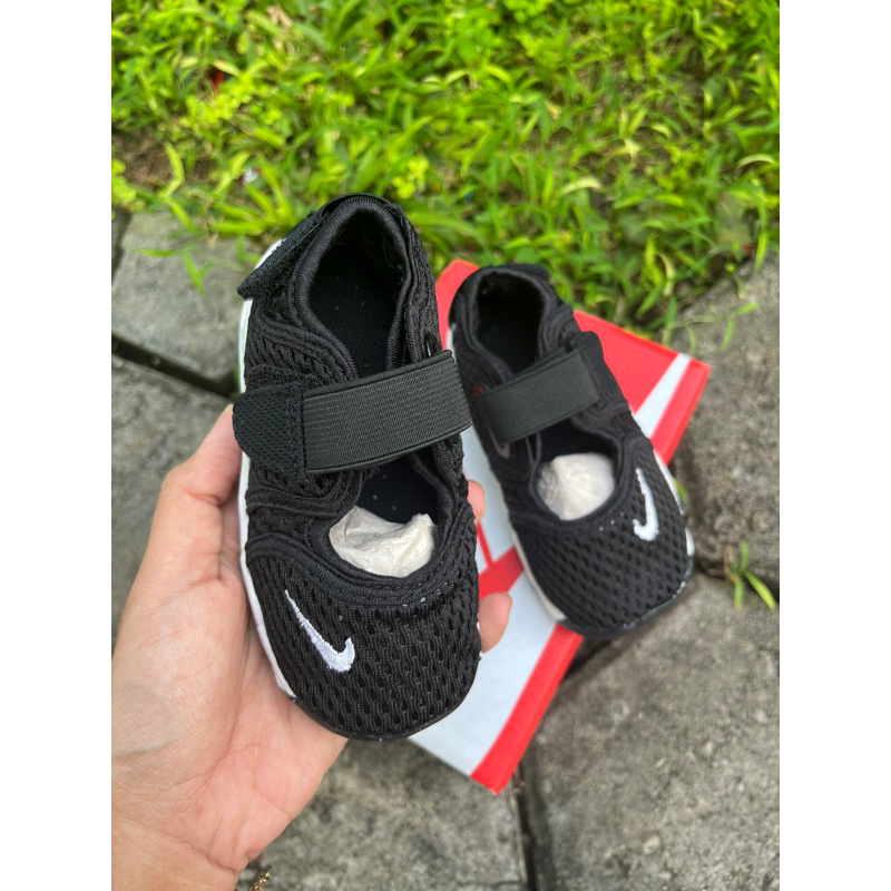 Jual TODDLER NIKE LITTLE RIFT BLACK WHITE Shopee Indonesia