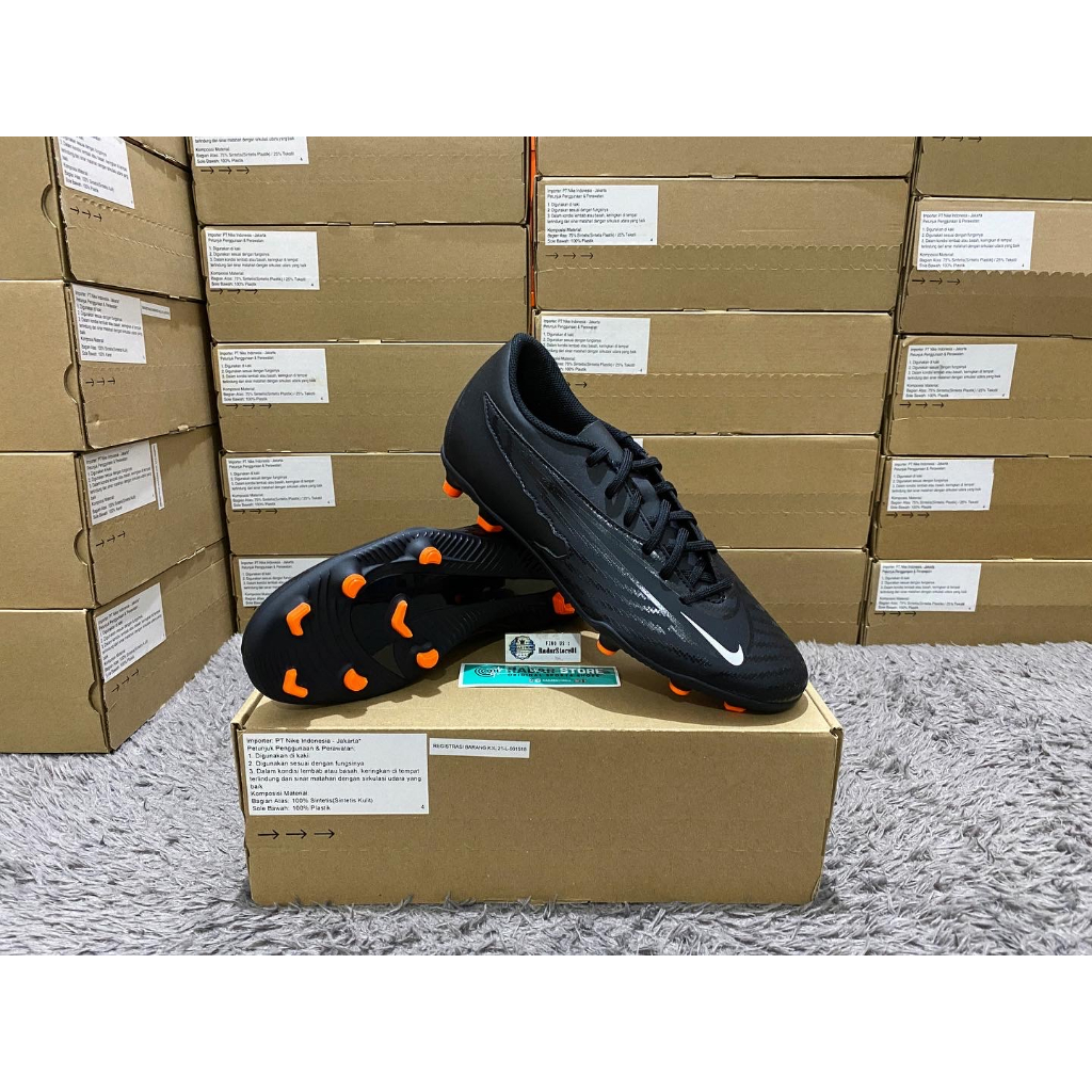 sepatu bola nike phantom