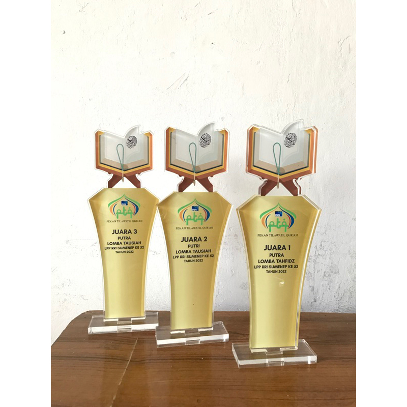 Product image Piala MTQ Piala Lomba Mengaji Akrilik