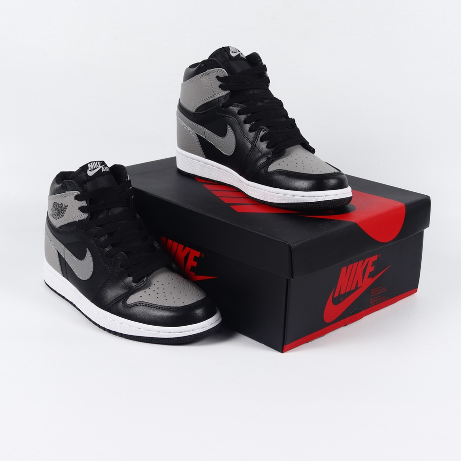 Sepatu nike air jordan clearance 1