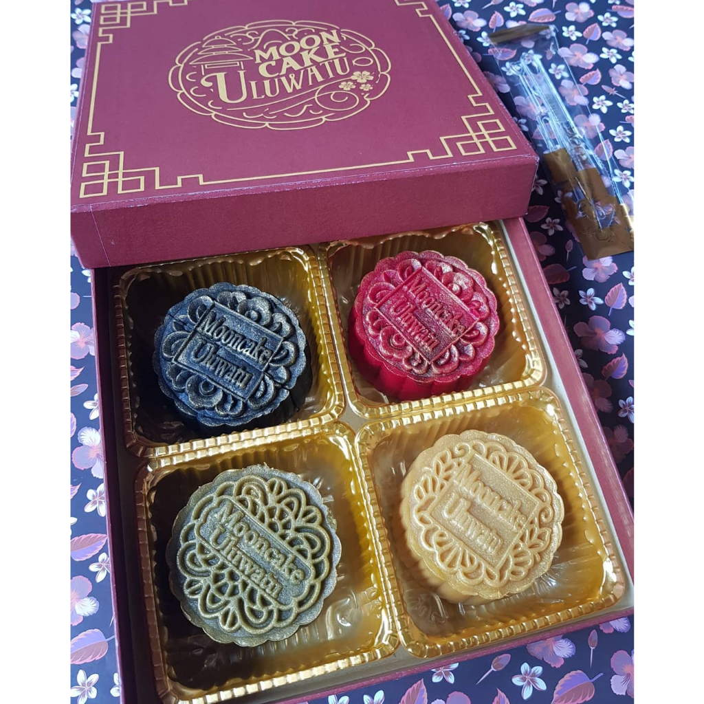 Jual Mooncake Uluwatu Mix isi 4 Telur Asin | Shopee Indonesia