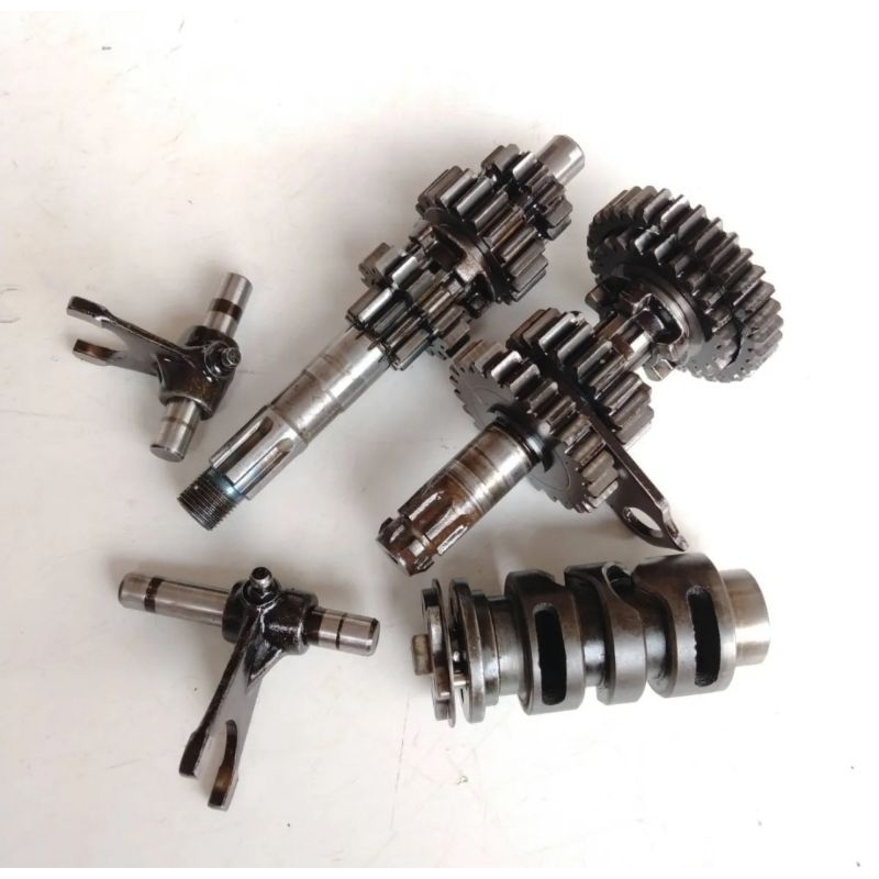 Jual Gigi gear rasio transmisi suzuki smash Titan copotan | Shopee ...