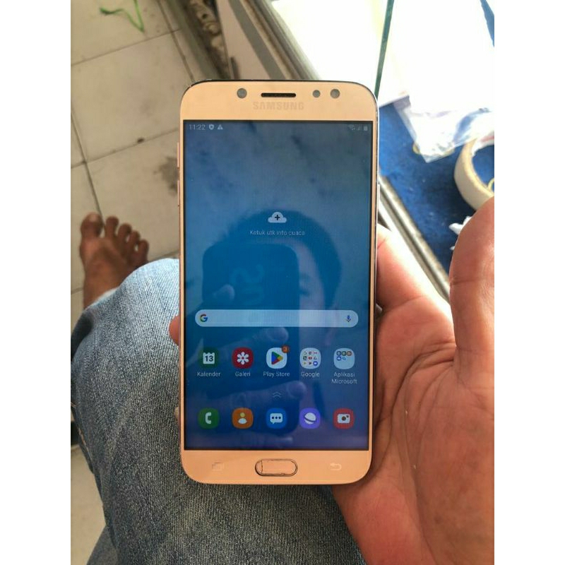 Jual Samsung J7 Pro NFC 3GB/32GB Second Ex Resmi Mulus Normal Pemakaian ...