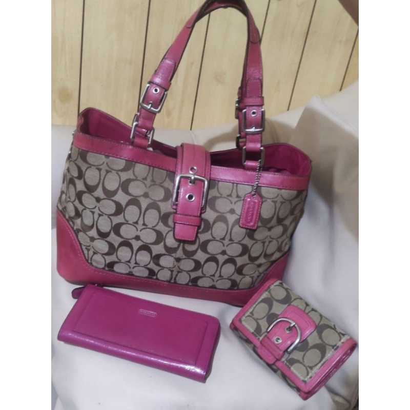 Authentic Preloved stoll Coach Coach Signature