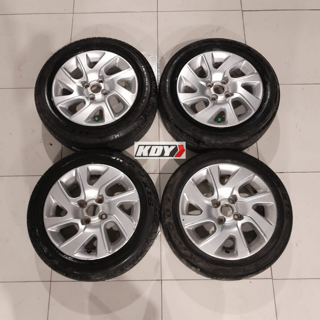 Jual Velg Bekas Copotan Mobil Spint Ring 15 PCD 4x100 Silver | Shopee ...