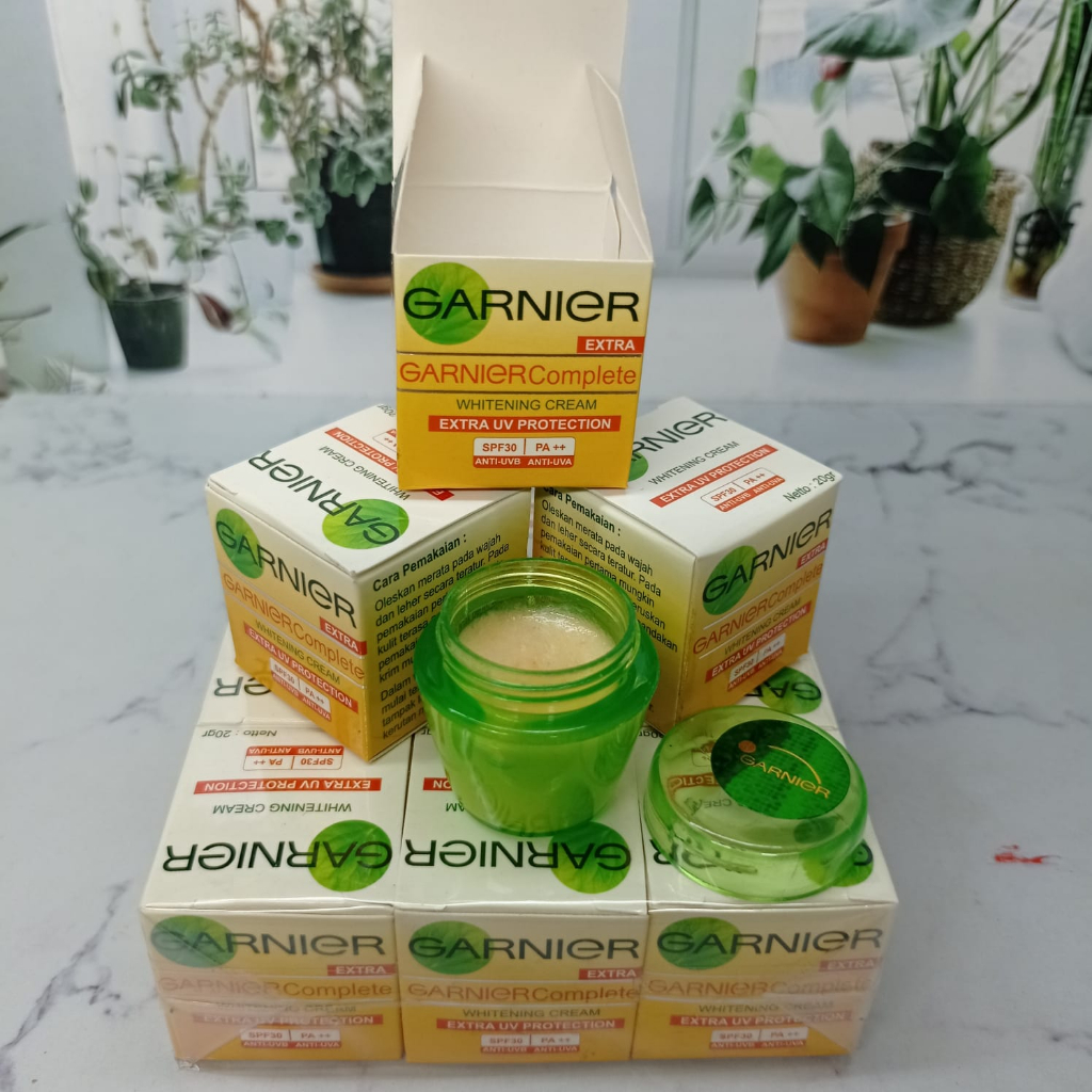 Jual Cream Garnier Gentong untuk siang malam Shopee Indonesia