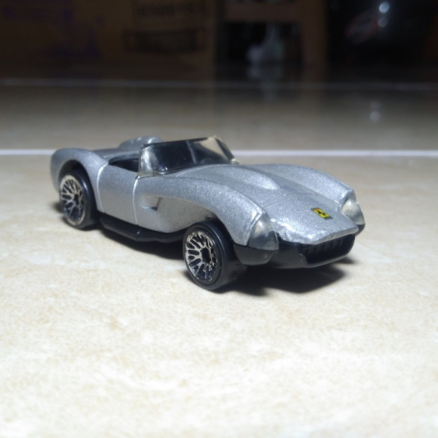 Ferrari 250 Testa Rossa Nr. 22 - 1/18 RARITÄT Hot Wheels (Neu und