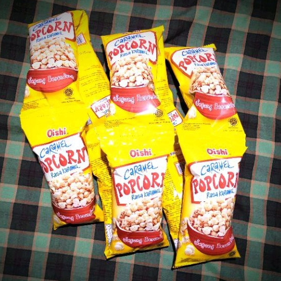 Jual Popcorn Oishi Rasa Karamel 20g isi 10 pcs | Shopee Indonesia
