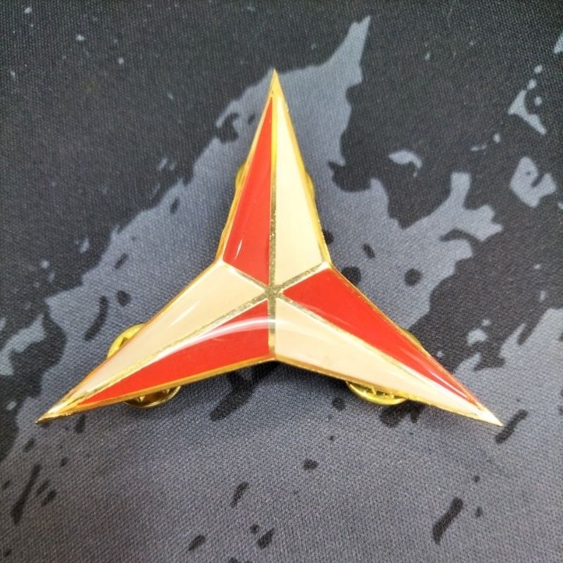 Jual pin partai Demokrat mercy bahan kuningan | Shopee Indonesia