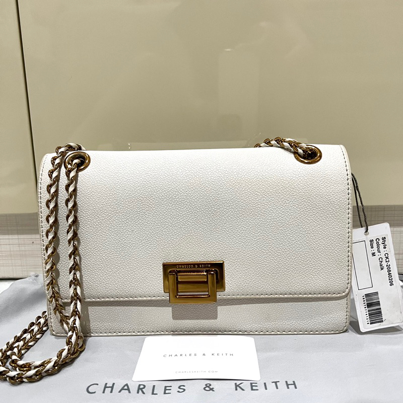 Jual Tas Charles And Keith Bag Preloved Original / Chain Strap Shoulder ...