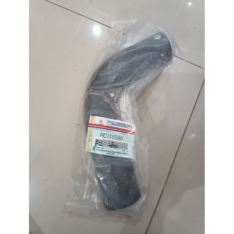 Jual Selang radiator atas ori Mitsubishi Colt diesel ps100/120 Ragasa ...
