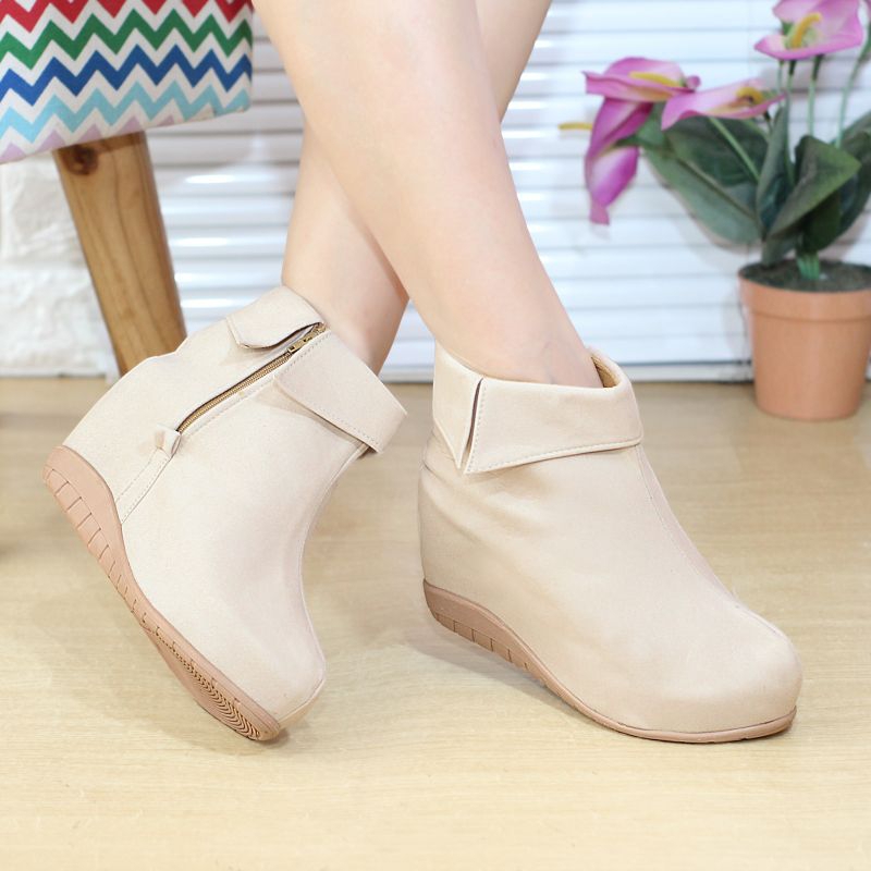 Sepatu wedges boots hot sale