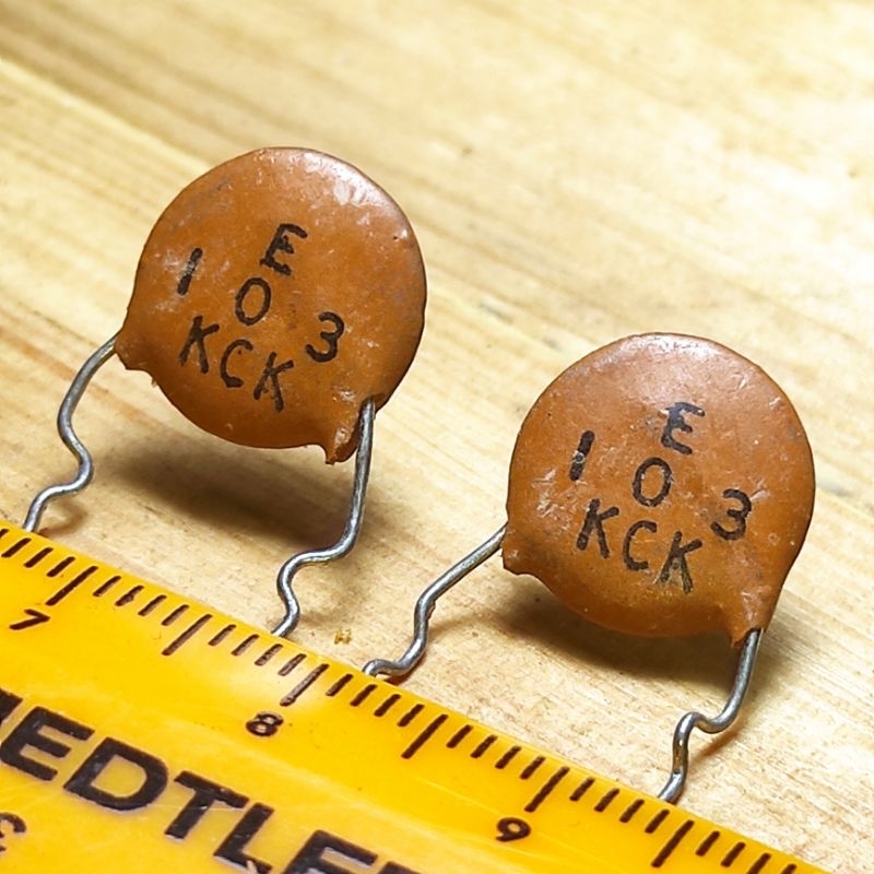 5x TDK/Epcos 0,01uF 2kV Keramikkondensator 103M Radial – 2000V, 16,8mm