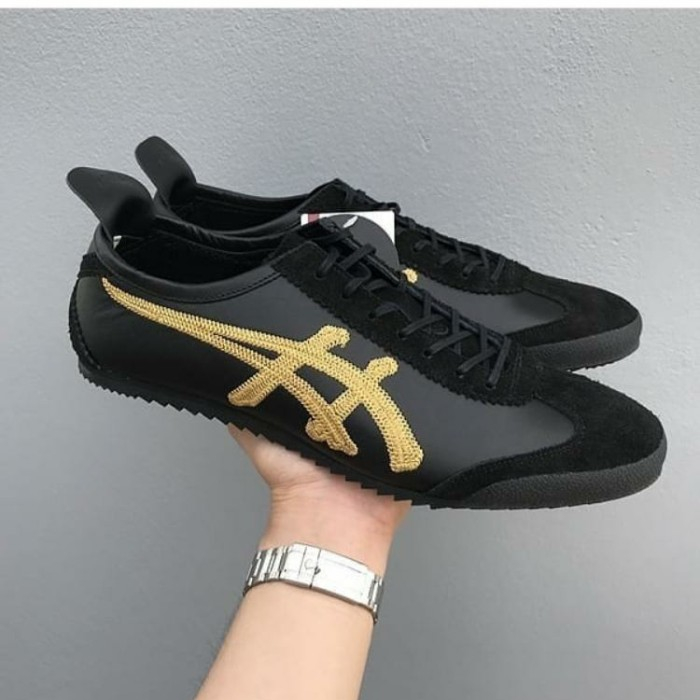 Onitsuka hitam sale