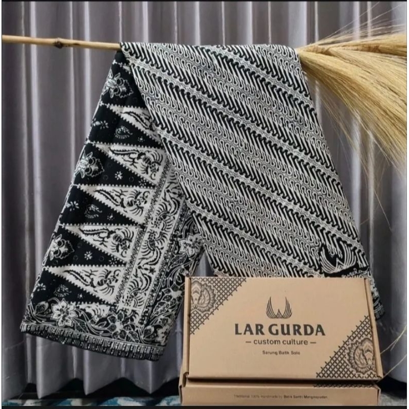Jual SARUNG BATIK LAR GURDA PREMIUM EKSLUSIF ARTM23 | Shopee Indonesia