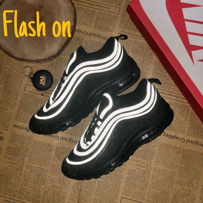 SEPATU SNEAKERS NIKE AIR MAX 97 REFLECTIF FLASH FULL BLACK