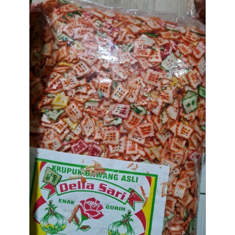 Jual KERUPUK JENDELA / TARO KECIL IRIS WARNA MERK DELLA RASA 1 BAL 4 ...