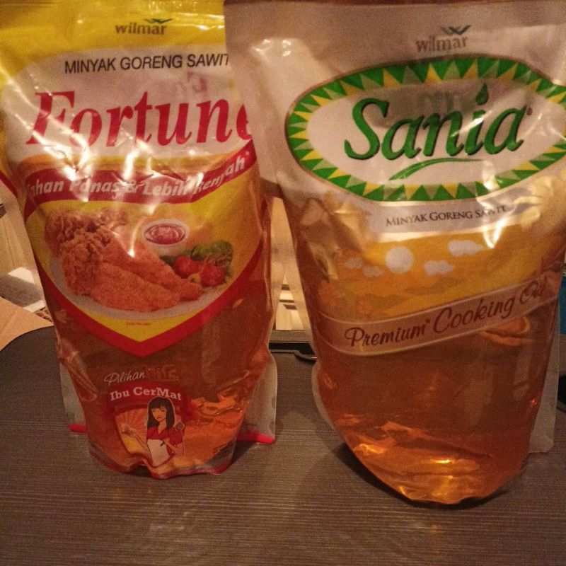 Jual Minyak goreng 2 L / 1L | Shopee Indonesia