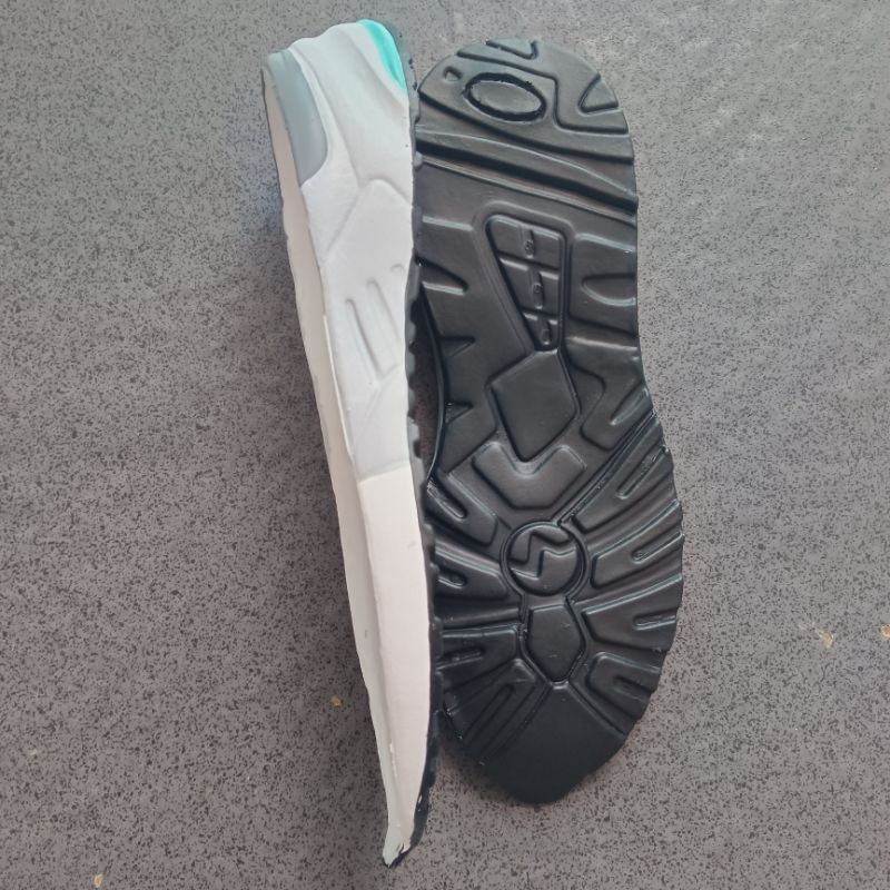 Outsole NB 999