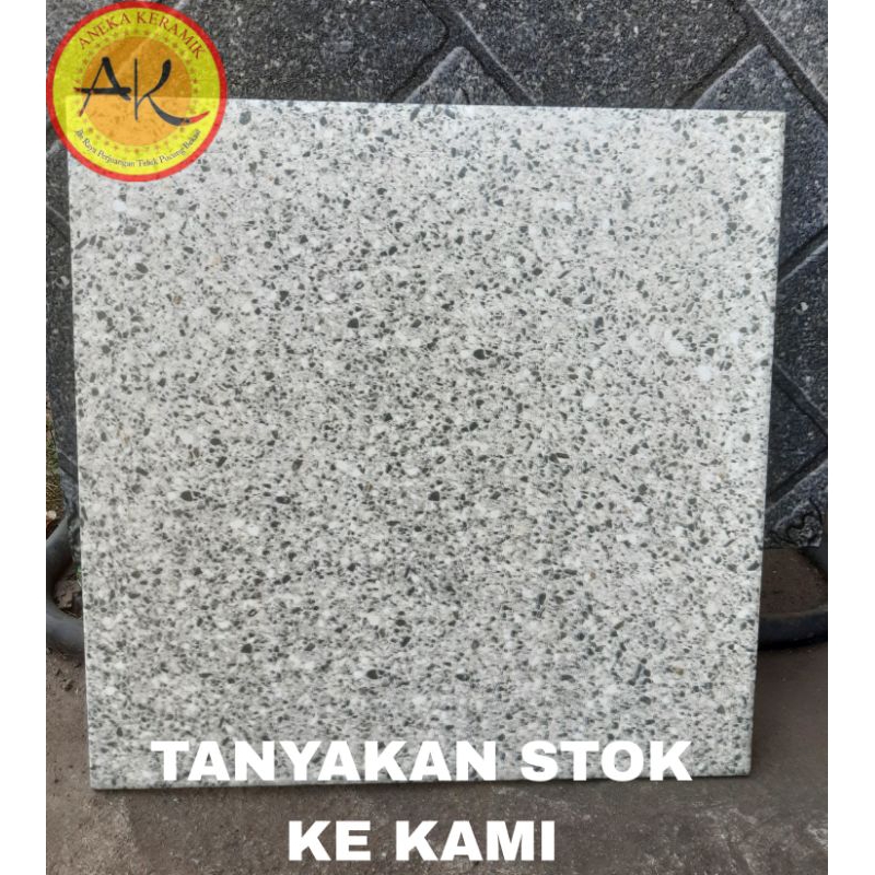 Jual Keramik Lantai Teras Garasi Motif Terrazo Kasar Matt 40x40 Estonia