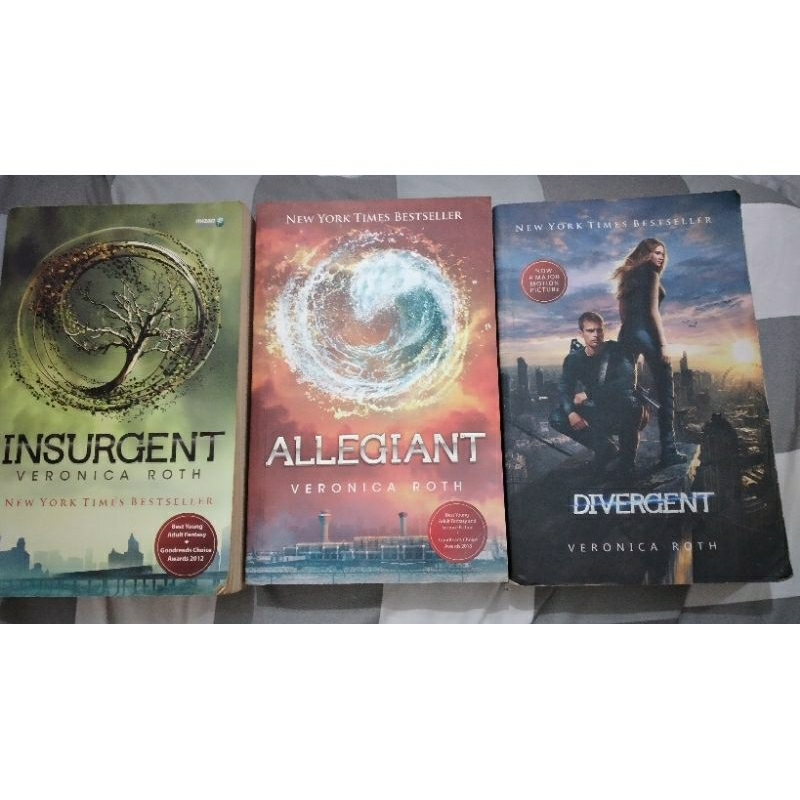 Jual Buku Trilogy Divergent | Shopee Indonesia